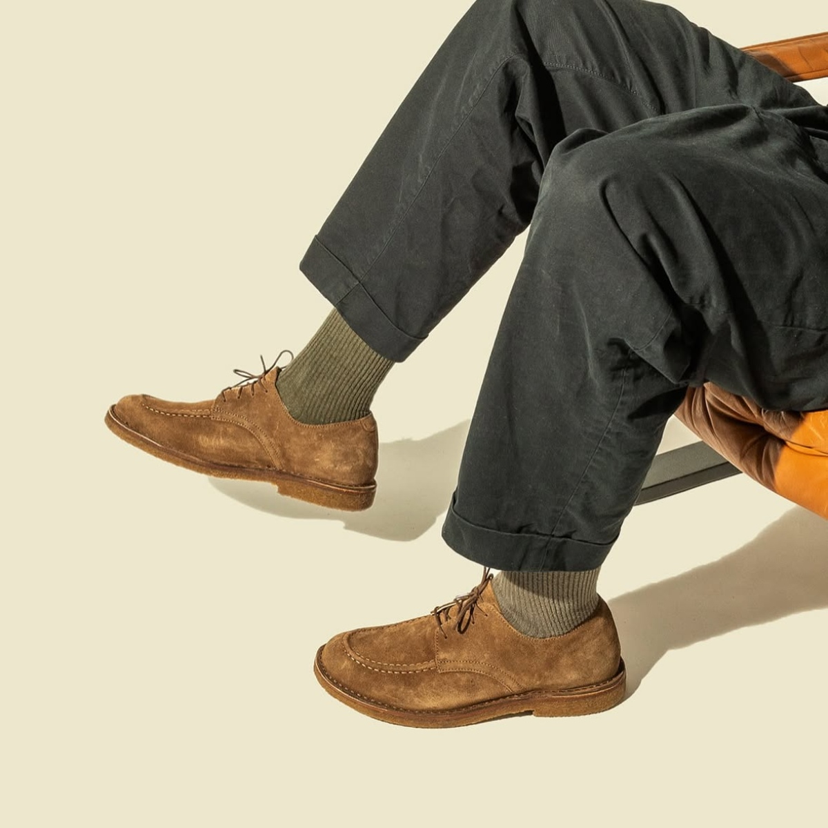 Astorflex Carlflex Boot Dark Khaki, een tijdloze klassieker en een must-have voor moderne schoenenliefhebbers