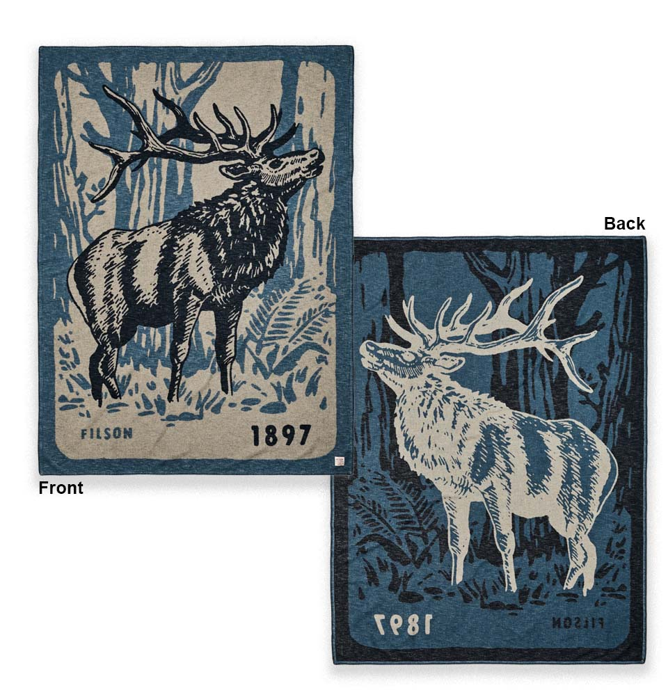 Filson Cotton Blanket Blue/Elk Woods, een lichtgewicht katoenen deken voor in de hut of op kamp