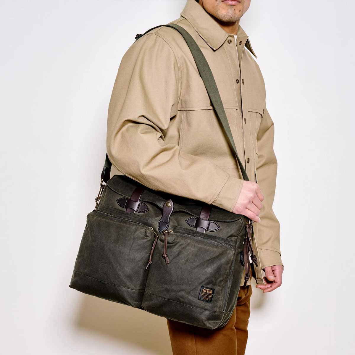 Filson 24-Hour Tin Briefcase Otter Green, perfecte tas voor een weekend weg