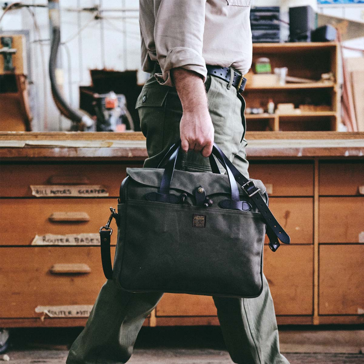 Filson Rugged Twill Original Briefcase Otter Green, past goed in iedere omgeving