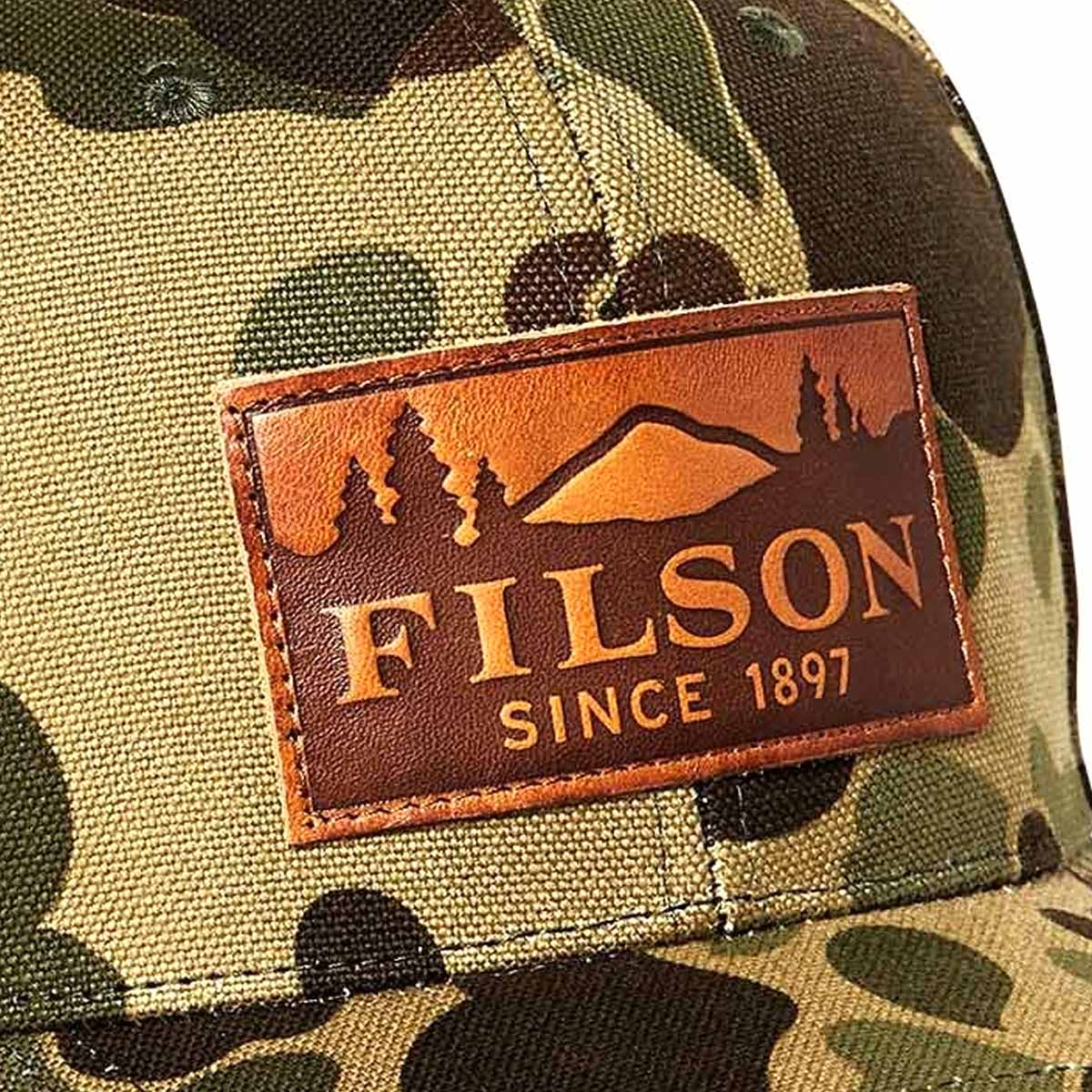 Filson Logger Cap Light Shrub Camo/Scenic, een zes-panel canvas cap voor comfort en jaren trouwe dienst