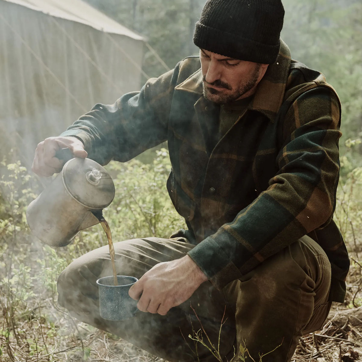 Filson Mackinaw Wool Work Jacket Pine Black Plaid, Afkomstig uit de Filson archieven en genaaid in Seattle