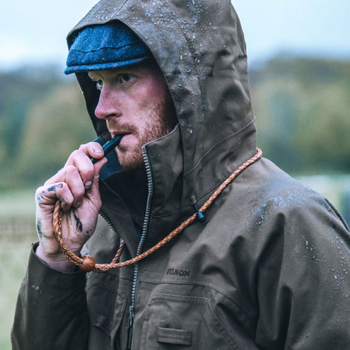 Filson 3-Layer Field Jacket Brown, volledig naad-getaped drielaags waterdicht, ademend jack, het beste van het beste