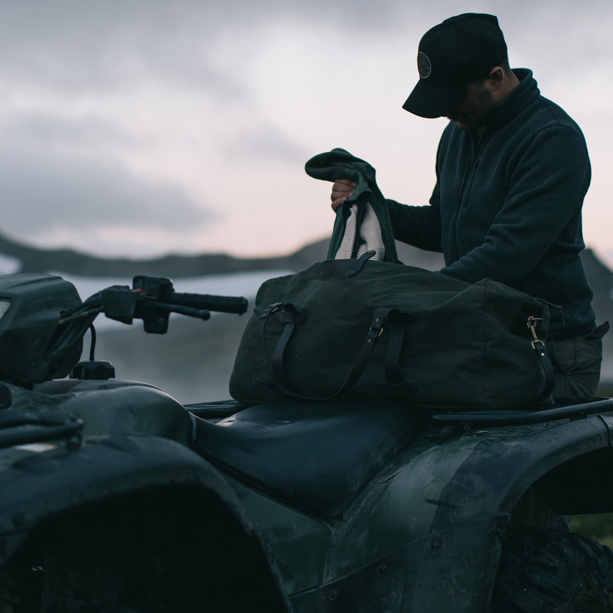 Filson Rugged Twilll Duffle Bag Large Otter Green, voor jarenlang betrouwbaar gebruik