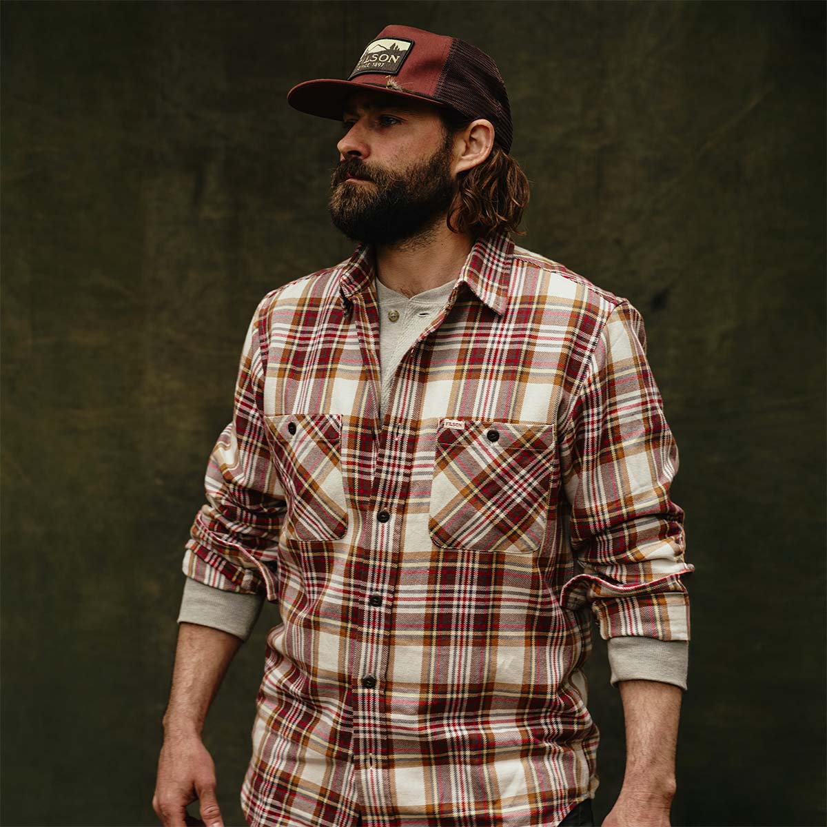 Filson The Rangeland Flannel Shirt Red/Brown Plaid, een nieuw middelzwaar shirt van ultrazachte katoenen flanel Filson The Rangeland Flannel Shirt Red/Brown Plaid, een nieuw middelzwaar shirt van ultrazachte katoenen flanel