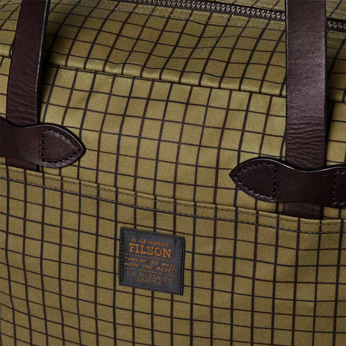 Filson Rugged Twill Tote Bag With Zipper Flyway Green, gemaakt voor mannen en vrouwen die van gemak, stijl en kwaliteit houden