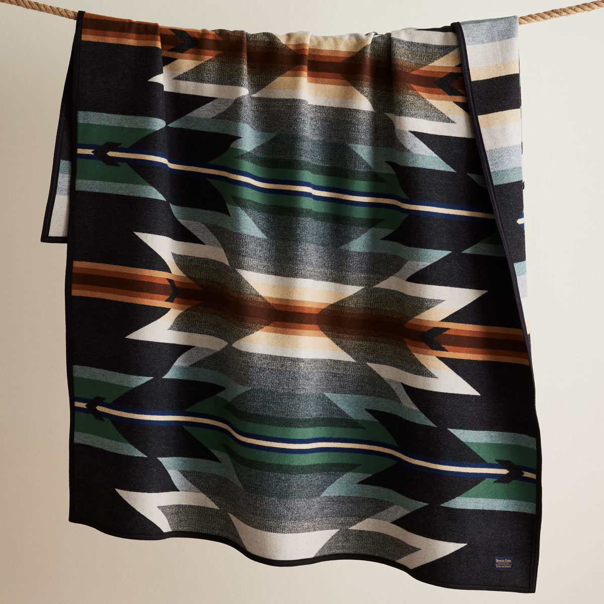 Pendleton Jacquard Unnapped Robe Wyeth Trail Oxford, perfecte deken voor kille nachten