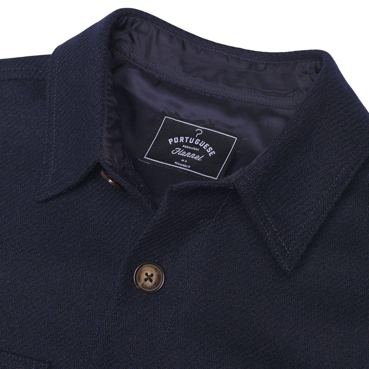 Portuguese Flannel Wool Field Overshirt Navy, gemaakt van de fijnste exclusieve stoffen