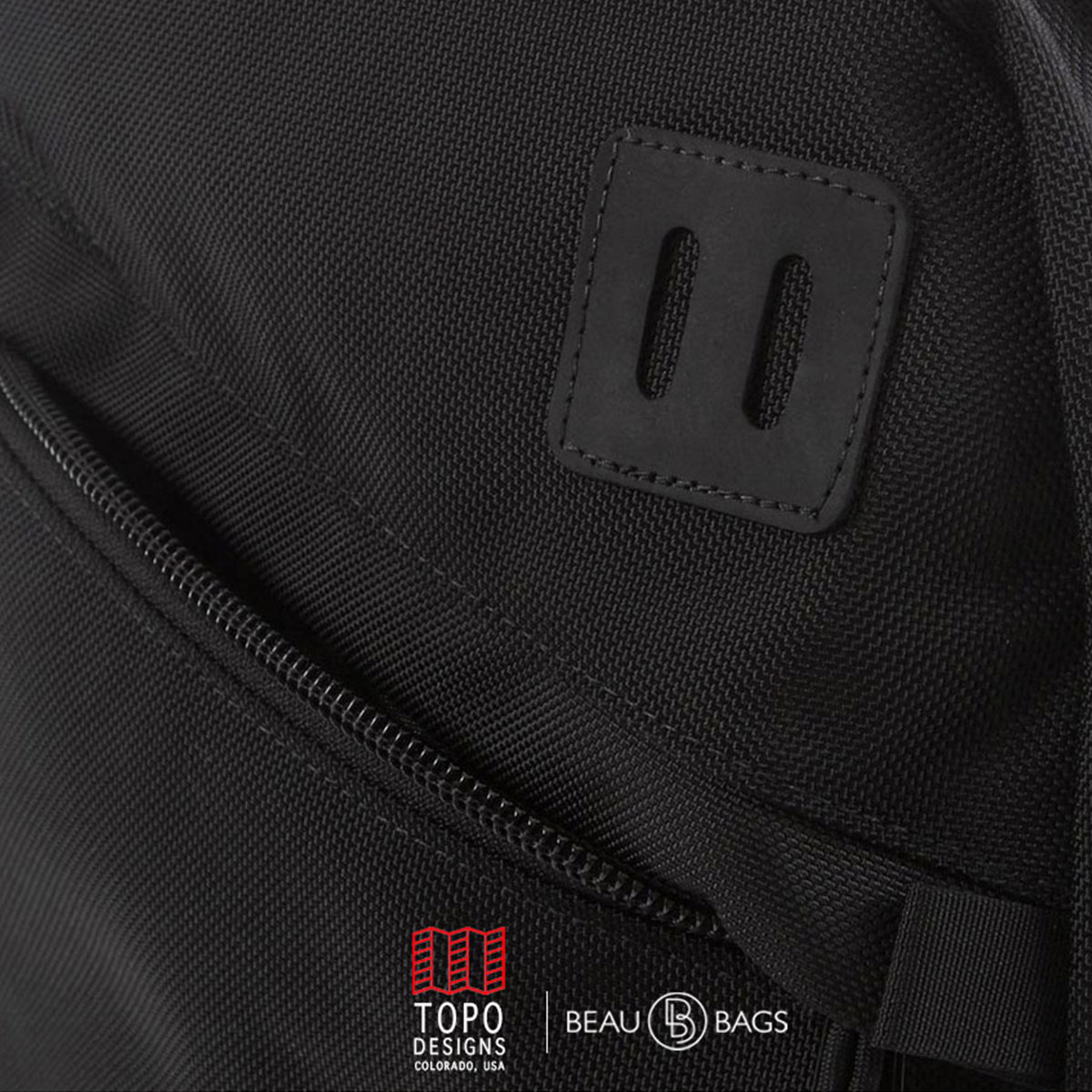 Topo Designs Daypack Ballistic Black Leather, ook op vakantie je beste vriend