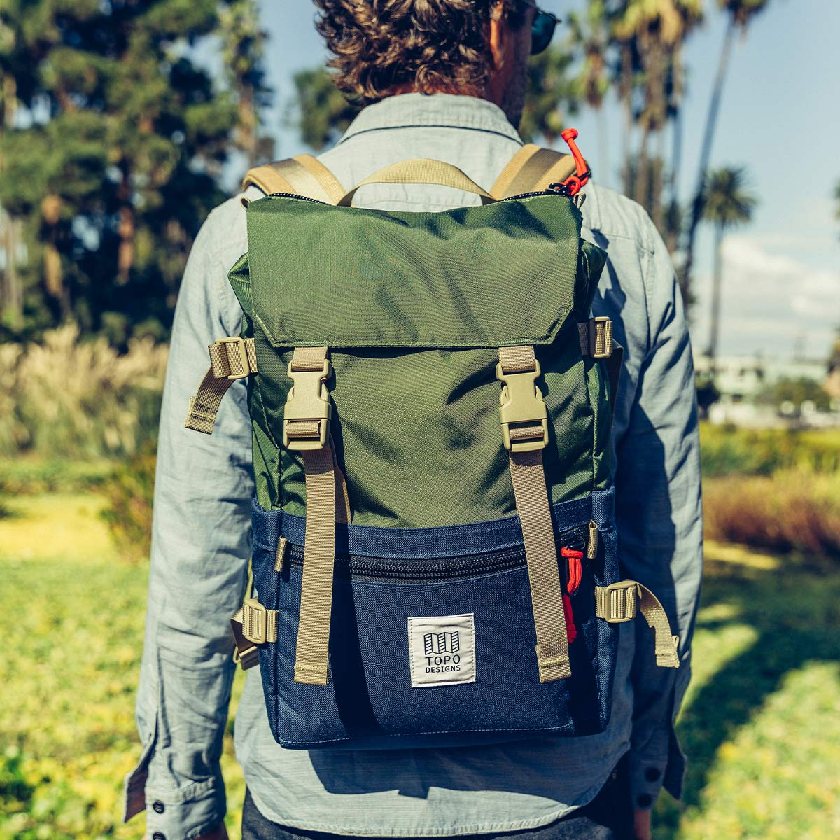 Topo Designs Rover Pack Classic Olive/Navyd, tijdloze rugzak met moderne functionaliteiten voor dagelijks gebruik