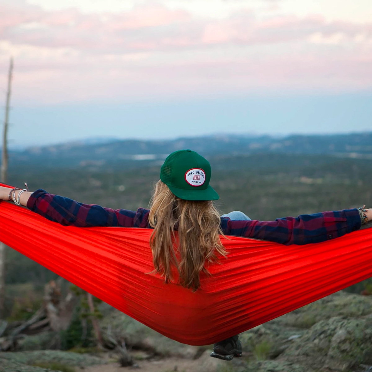 Topo Designs Snapback Hat, 5-paneel pet met een platte klep, katoenen voorkant en ademende mesh achterkant