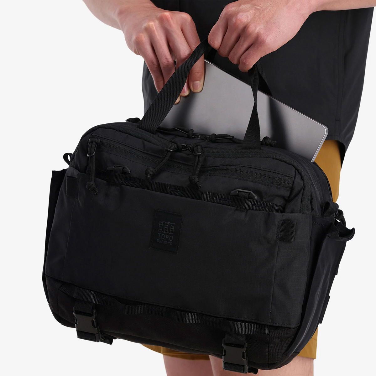 Topo Designs Mountain Cross Bag, met een interne laptop sleeve (13 inch)