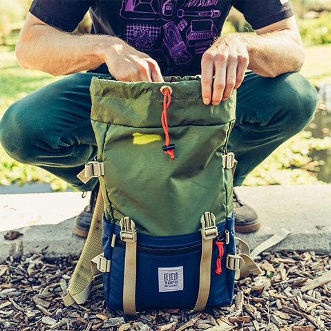 Topo Designs Rover Pack Classic, inladen