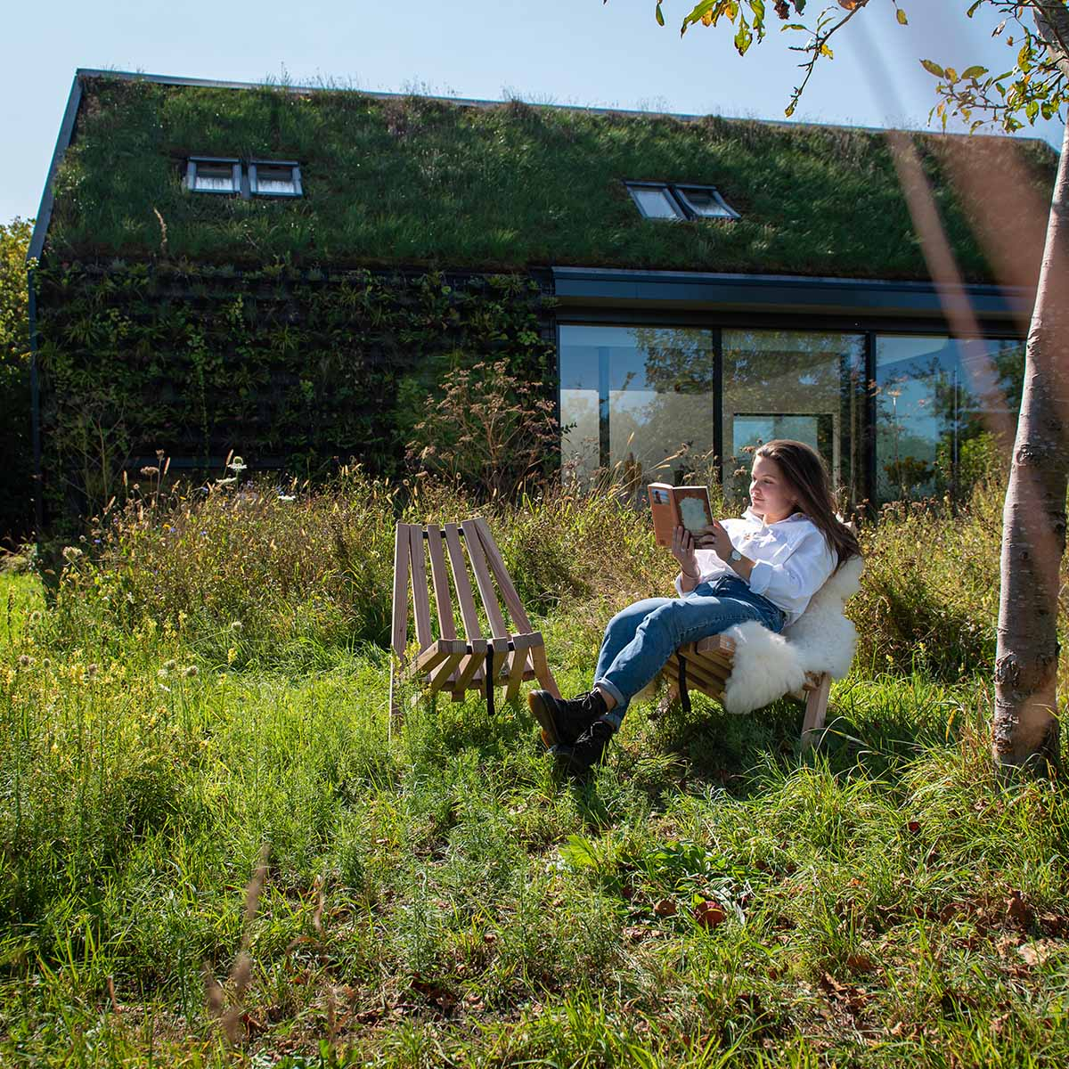 Weltevree Fieldchair, de slimme constructie maakt het zeer comfortabel en gemakkelijk op te bergen